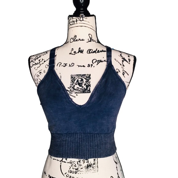 Free People - Good Karma Cropped Top in Deep Navy M/L - Picture 6 of 16